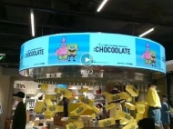 武漢國際廣場izzue等店鋪LED顯示屏、液晶顯示屏